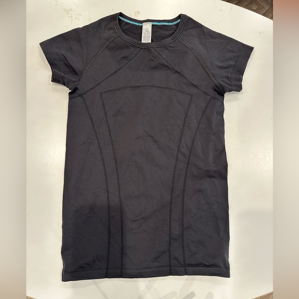 Ivivva girls athletic tee. Sz 10 girls